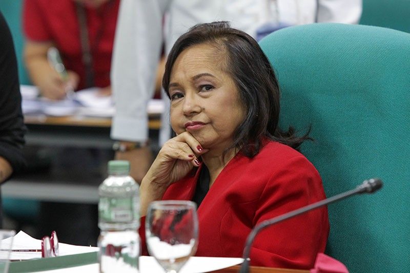 Senators reject Arroyoâ��s draft constitution