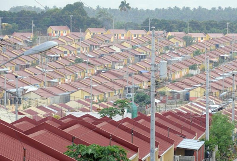262 ka housing units gi-raffle sa NHA ug Daanbantayan