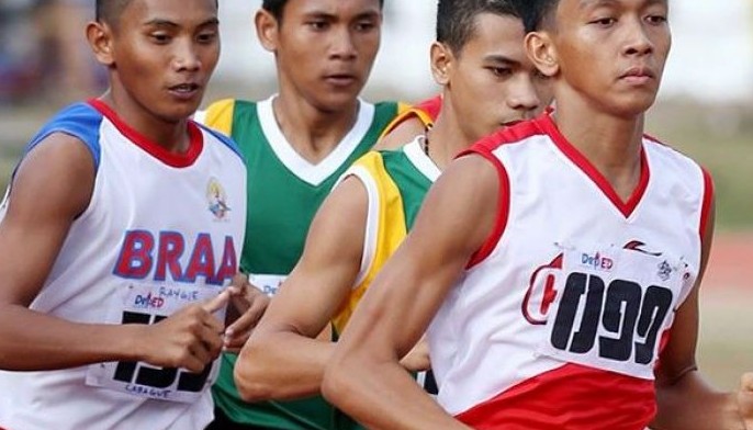 Jacinto rips mark; Illustre bags 5th gold