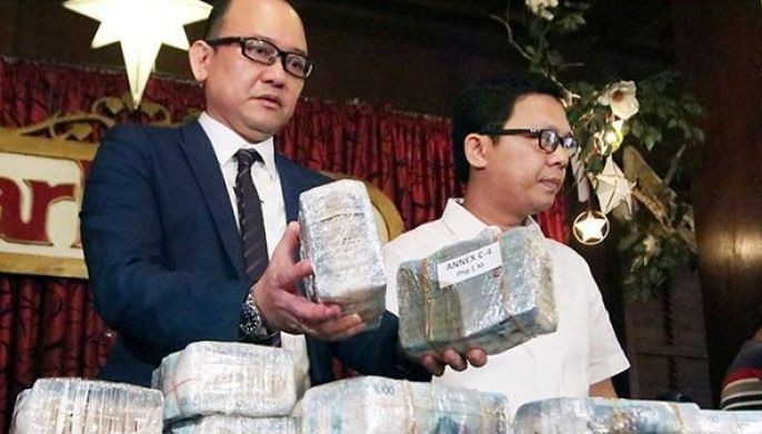 Palace: Up to DOJ to file cases vs Duterte frat brods