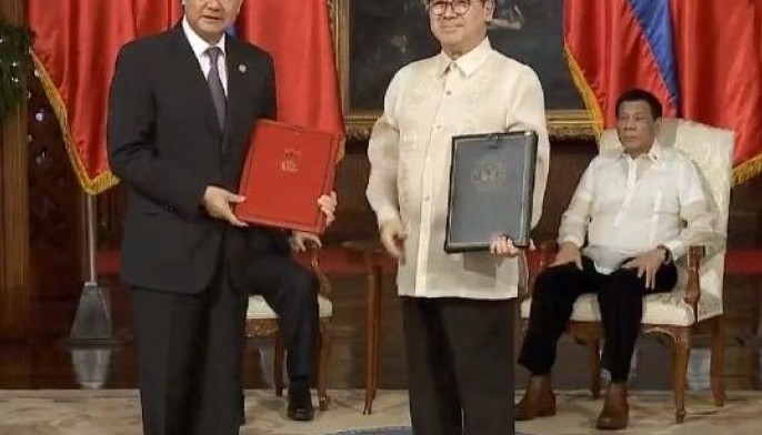 Philippines free to walk away from oil development talks with China, Palace says