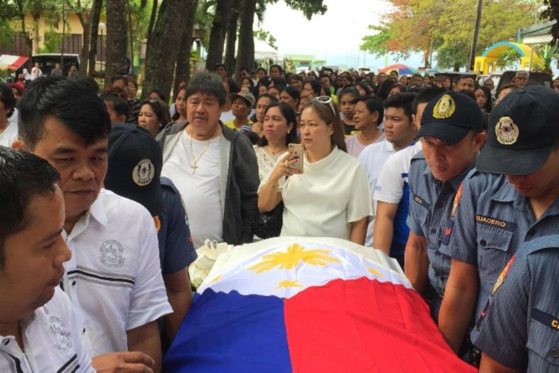 Ronda urged to extend financial aid: Slain lawyer laid to rest