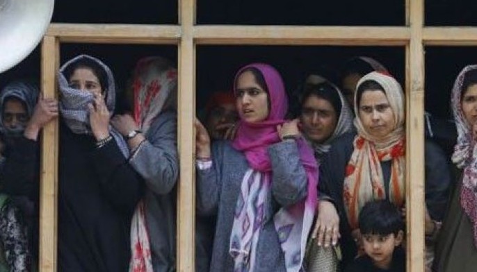Indian forces fire on Kashmir protesters, killing at least 5