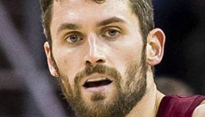 Kevin Love inilagay sa trading block ng Cavs