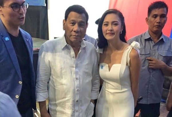 Kim Chiu mesmerizes Duterte