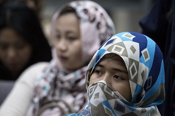 Immigration: Returning OFWs not covered by deployment ban to Kuwait