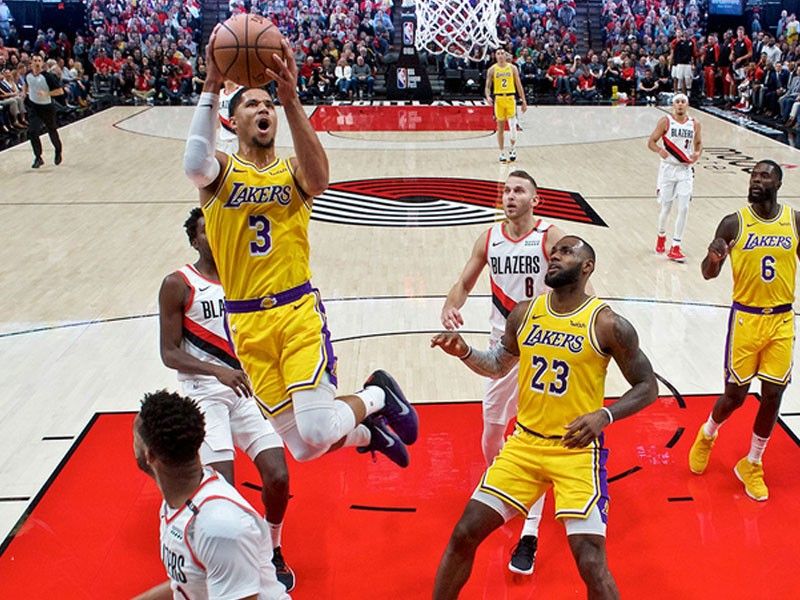 Lakers lose to Blazers on LeBron's debut