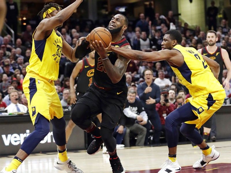 LeBron erupts for 46 point as Cavaliers even series with Pacers