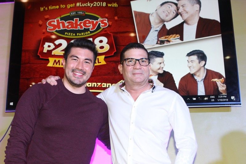 Luis Manzano slams new basher of his, dad Edu's sexuality