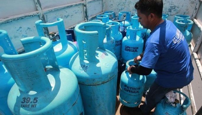 Presyo ng LPG umakyat,  petrolyo susunod din