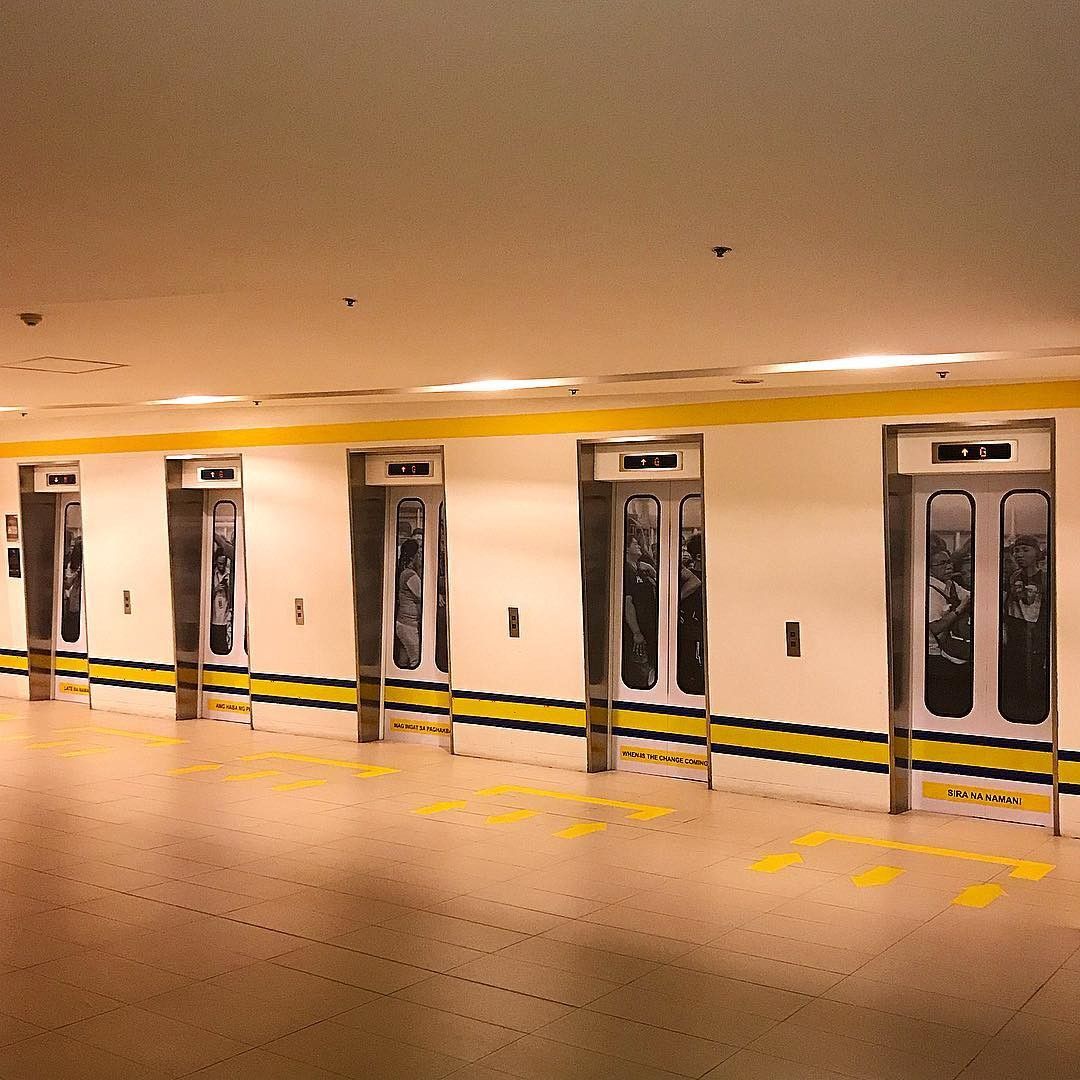 Benilde design students use art to portray plight of commuters
