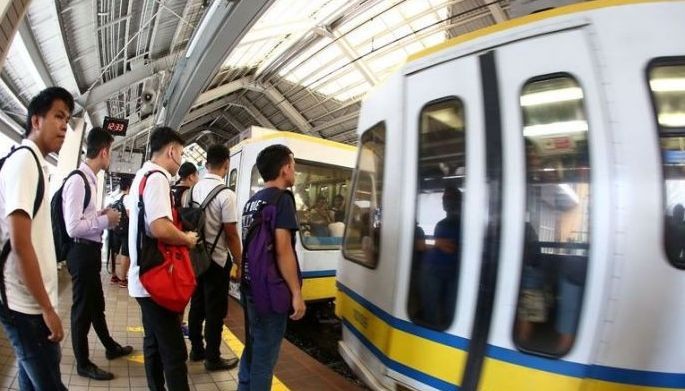 Undas schedule  ng LRT at MRT, inilabas