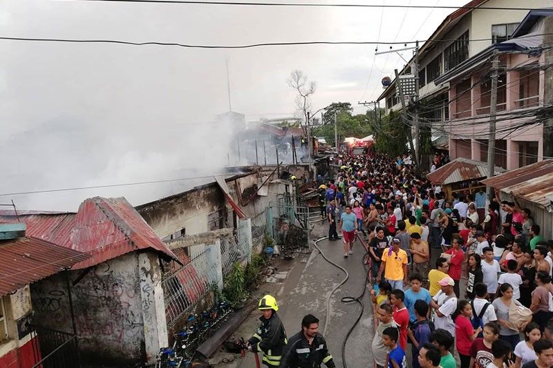 Fire razes 20 houses in Mandaue