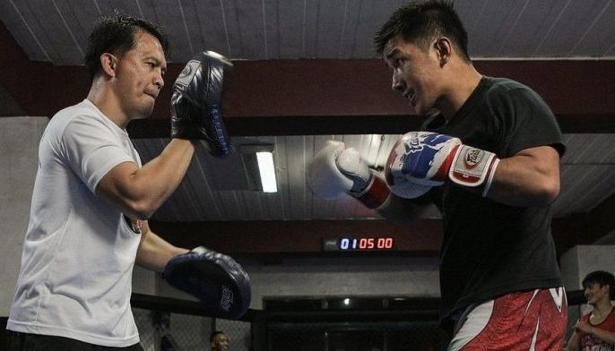 WATCH: Lakay head trainer speaks on sweeping latest ONE card