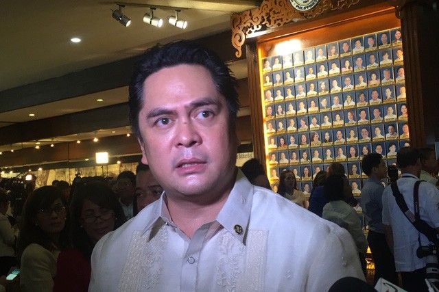 Andanar: Inviting Leni to Vin dâhonneur may be âawkwardâ