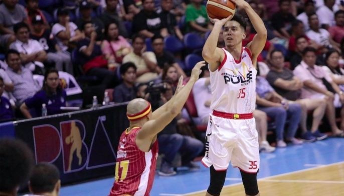 Phoenix outlasts Ginebra in double overtime