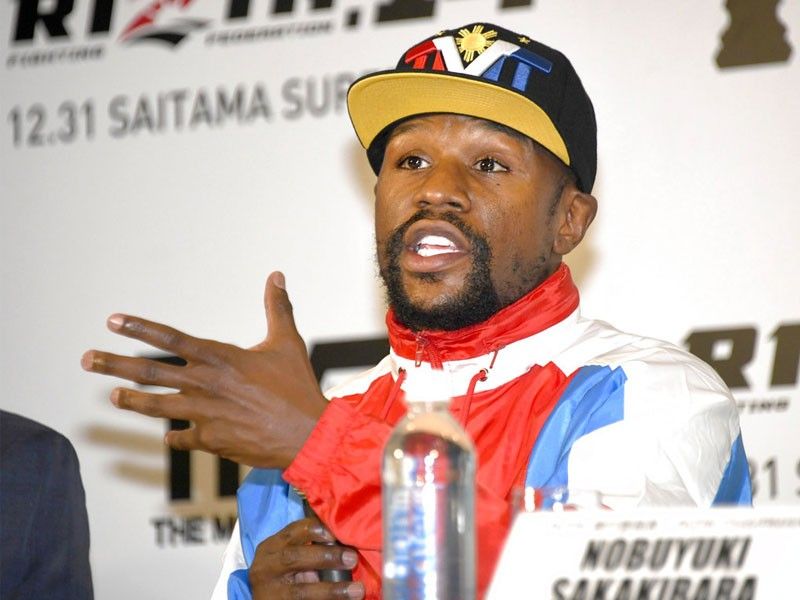 Column: Mayweather takes a hit for 'The Money Team'