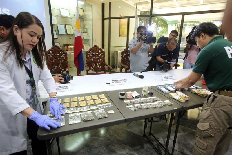 2 nabbed for P1 million drugs in Alabang