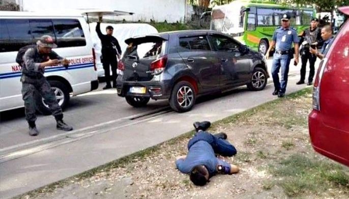 Cop kills cop over &lsquo;affair&rsquo;