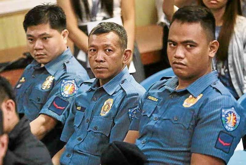 Habambuhay sa 3 pulis sa Kian slay