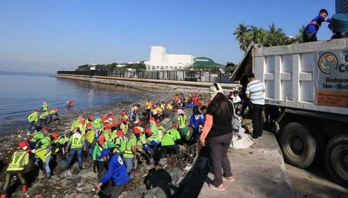 34 toneladang basura nahakot sa Manila Bay