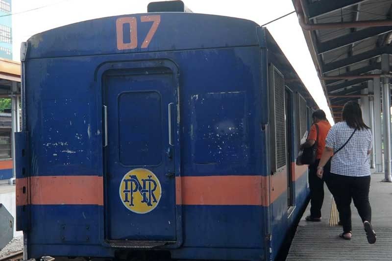 Biyahe ng PNR kinansela dahil sa baha
