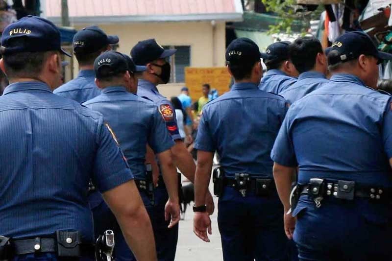 4 Makati cops sibak: Hinuling mga drug suspect pinaghubad