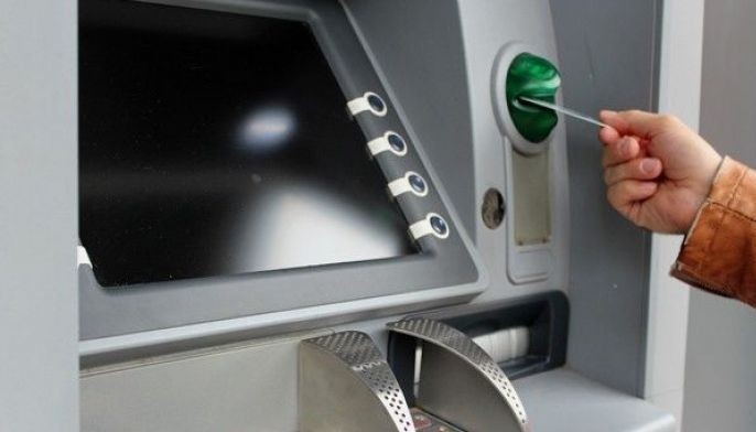 5 healthy habits to protect your ATM card at all times