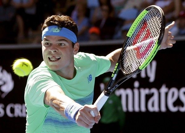 Raonic continues streak by reaching 3rd round in Australia
