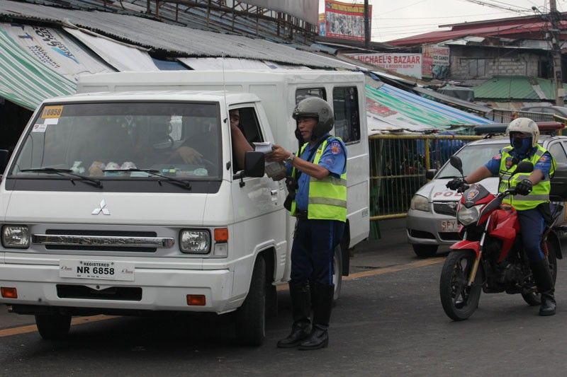 No more towing for illegally parked vehicles â�� MMDA