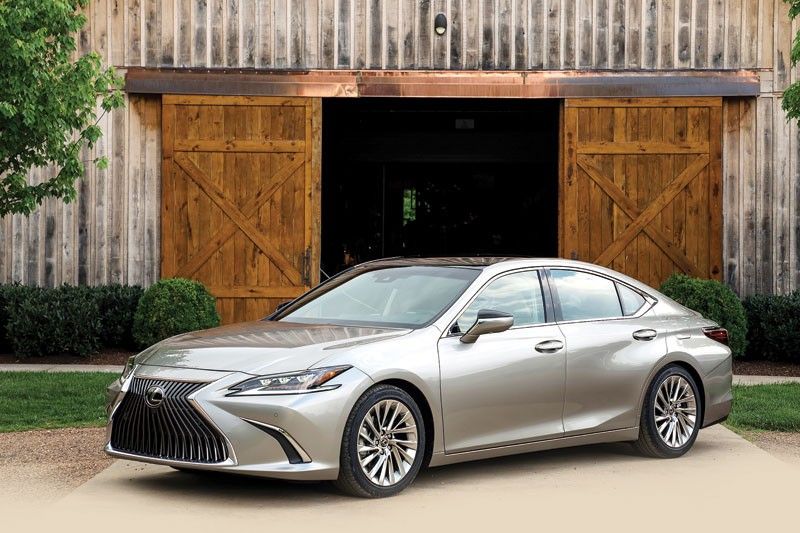 All-new 2019 Lexus ES takes a grand rollout