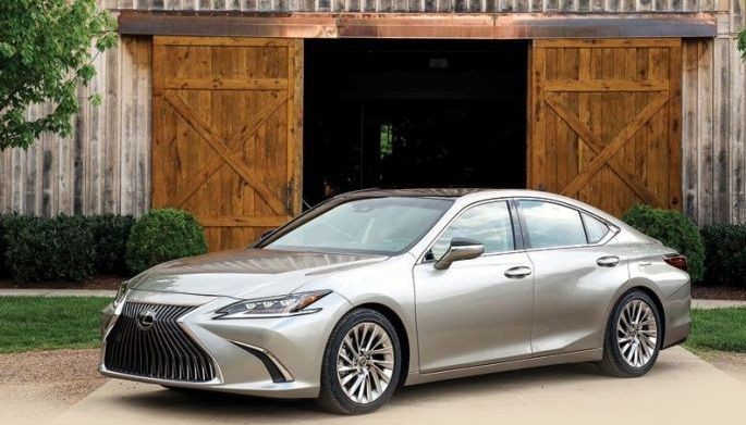 All-new 2019 Lexus ES takes a grand rollout