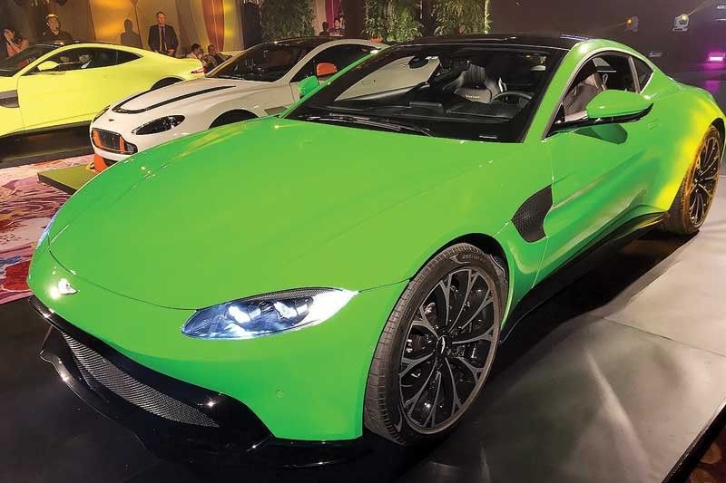 Aston Martinâ��s unveils feisty V8 Vantage