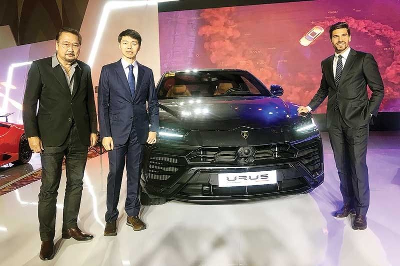 Lamborghini Urus SUV arrives in style