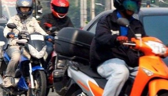 Daghang buot mokuha og &lsquo;Clean Rider&rsquo; sticker sa Talisay