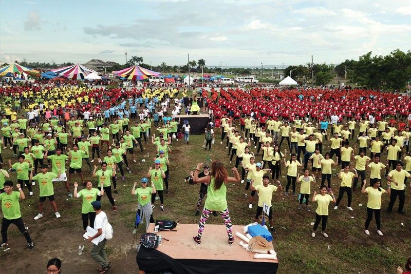 CamSur bags Guinness World Record for largest zumba class