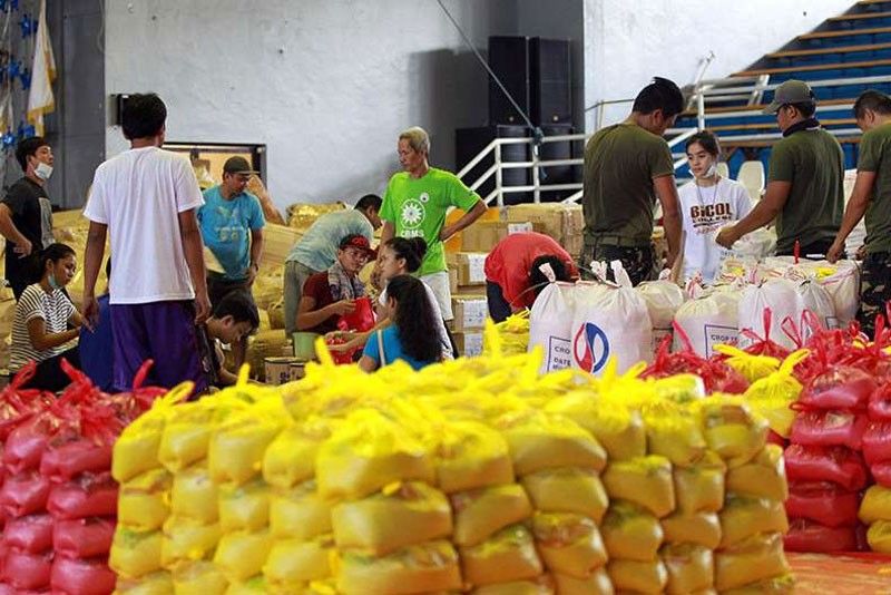 Decamped Mayon evacuees to get relief goods, livelihood aid