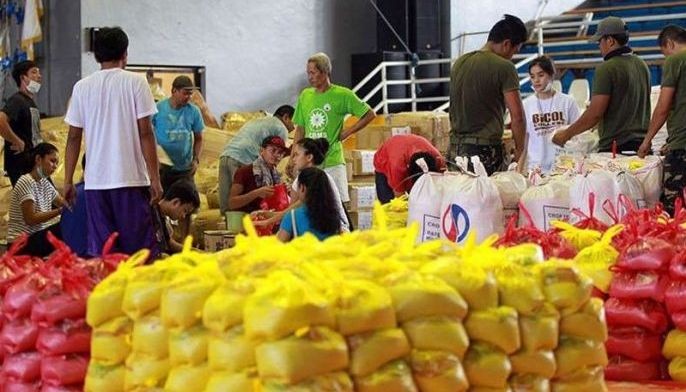 Decamped Mayon evacuees to get relief goods, livelihood aid