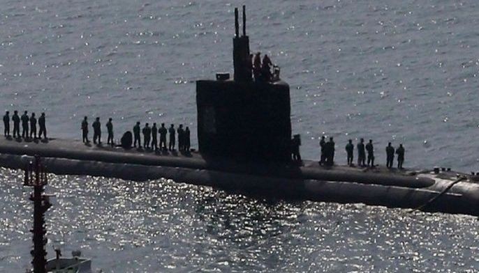 US submarine docks in Subic Bay