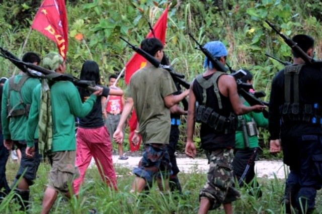 6 New Peopleâ��s Army rebels surrender in Maguindanao
