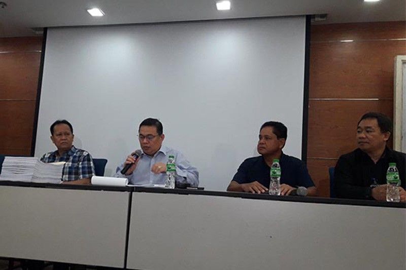 Ex-DPWH Sec. Singson, 20 pa inireklamo sa Ombudsman