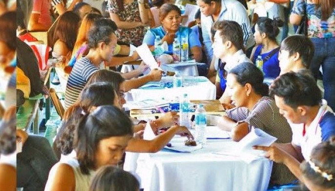 Labor day job fairs; Hundreds of Cebuanos got hired &lsquo;on the spot&rsquo;