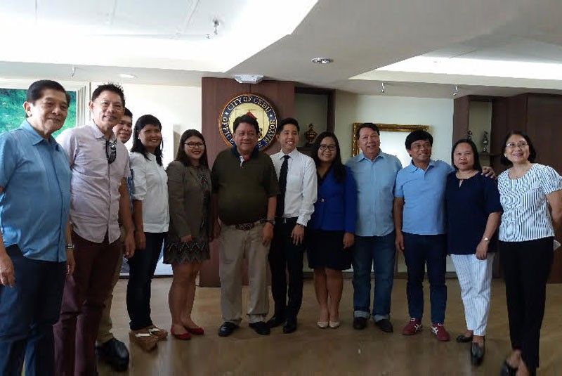 OsmeÃ±a offers top Bar passers City Hall job