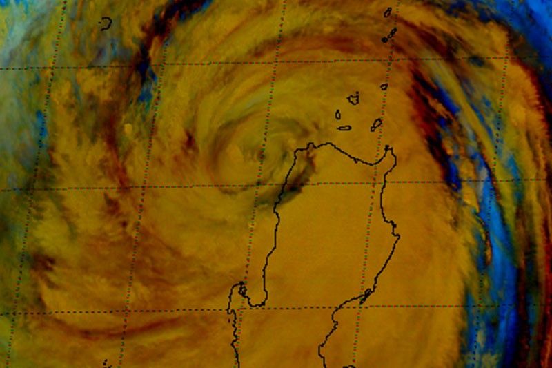 No more areas under Signal No. 4 as âOmpongâ continues to weaken