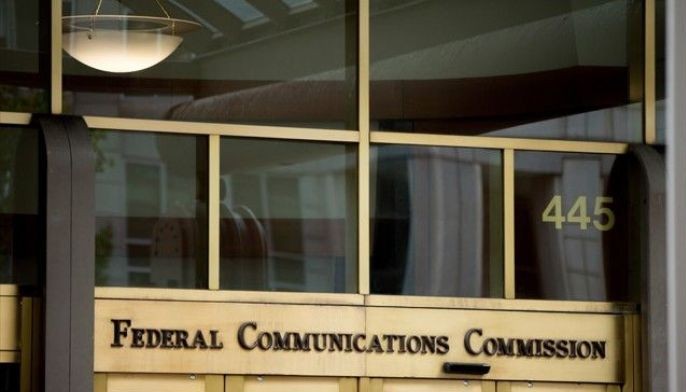 Dems urge Trump to veto bill blocking online privacy rule