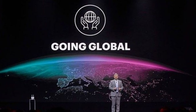 Oracle NetSuite unveils world&rsquo;s first intelligent cloud suite