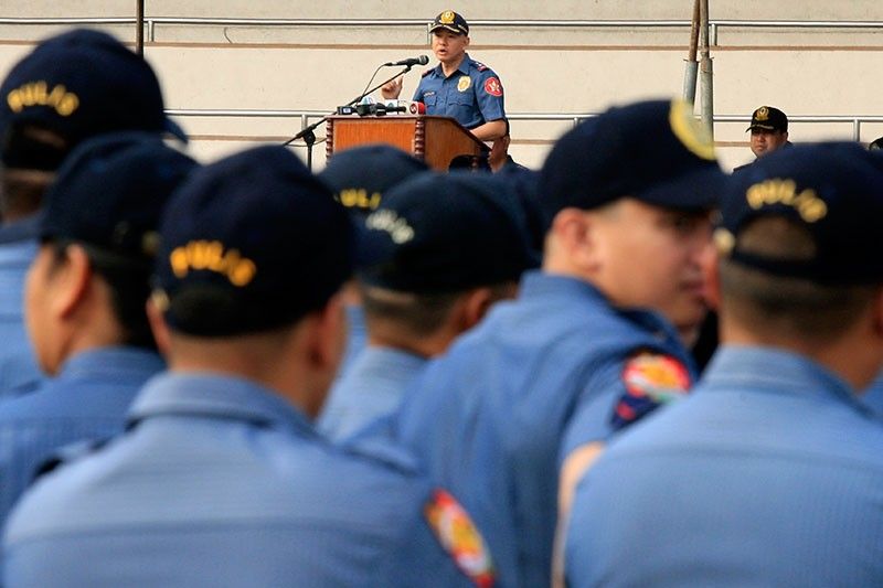 Caloocanâ��s top cop, 2 station chiefs sacked