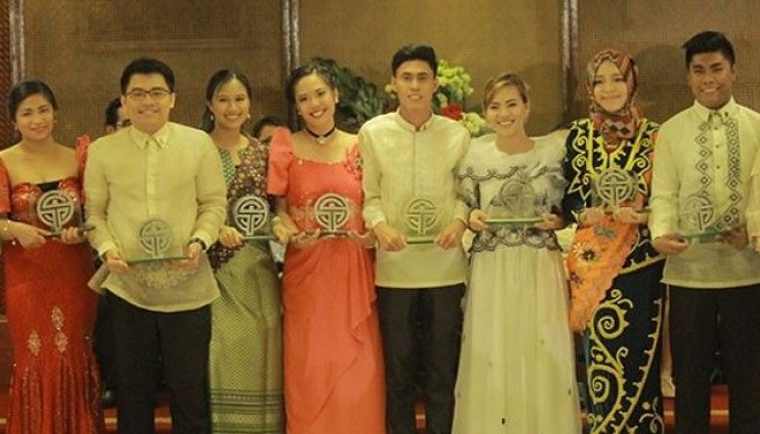 The 10 outstanding students of the Philippines