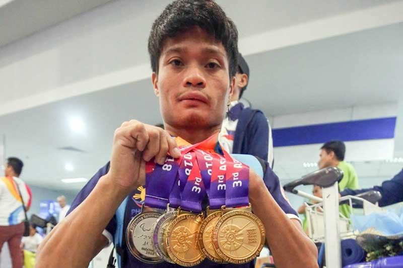 Para Games medalists tatanggap ng incentives