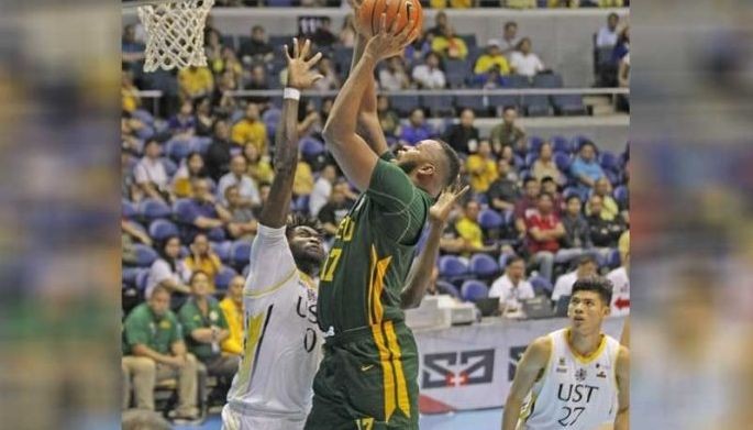 Tamaraws susuwag ng playoff para sa Final 4